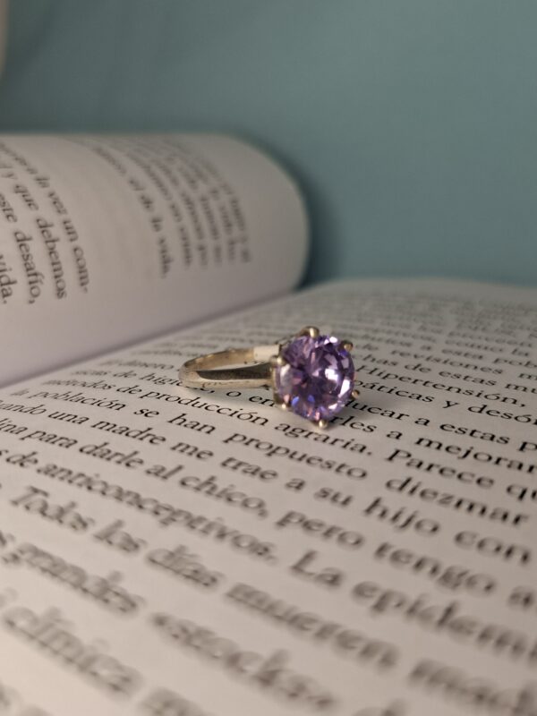 Anillo Cubic Lila Engarzado 11465