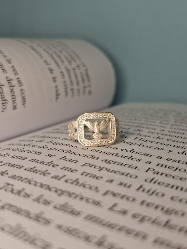Anillo Espíritu Santo Cubic