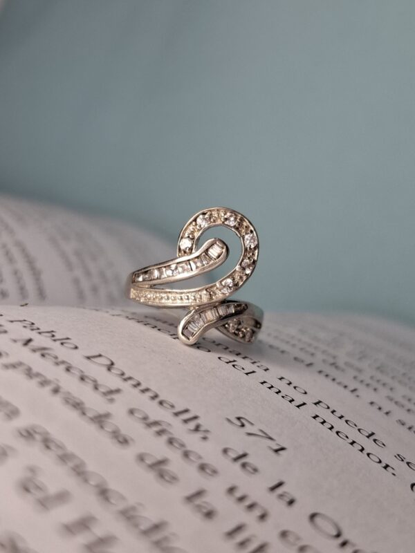 Anillo Símbollo Egipcio Cubic