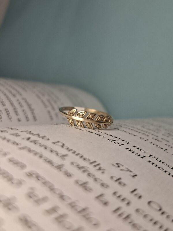 Anillo Hojita Lisa 12726