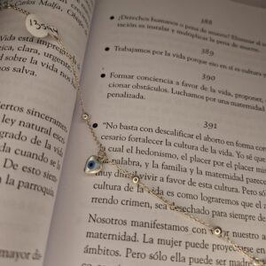 P. Ojo Turco Corazón Nacar con Bolitas
