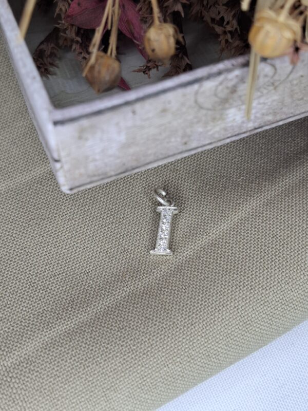 Dije Inicial Cubic 1,5cm - Image 2