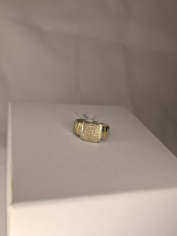 ANILLO SAN BENITO PLATA Y ORO 14238